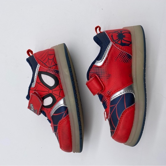 Marvel Spider-Man Sneakers SZ 7 toddler. Worn Once - Picture 4 of 15